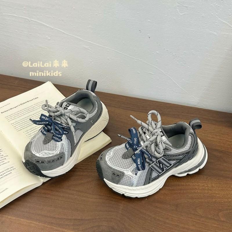 Youth Style Shoes Kids Retro Chunky Sneakers Breathable Mesh Upper Lightweight Running Shoes Boys Girls