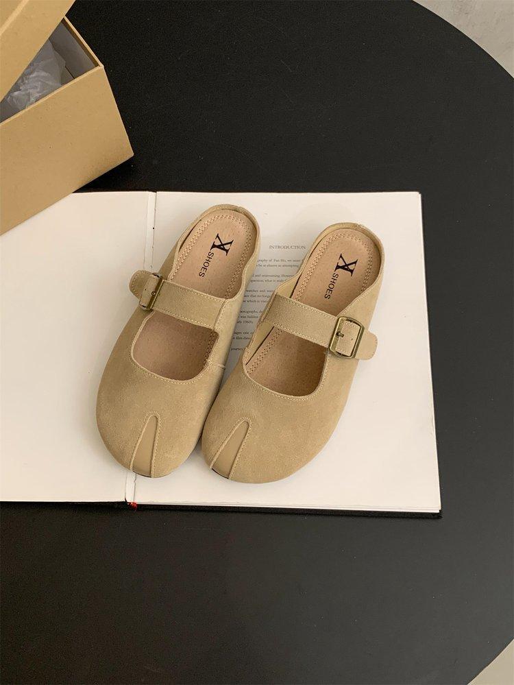 

Уродливо-милый Бокен с юбкой-сумкой, голова-полутапочки, женская верхняя одежда, весна 2025, сандалии Мэри Джейн на одном ремешке, тренд 35