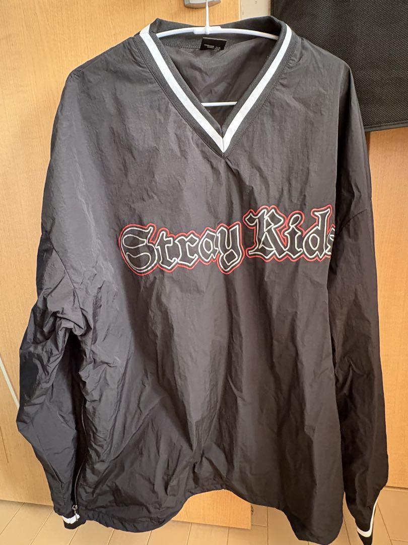 

[Б/У] Игровая футболка Stray Kids dominATE