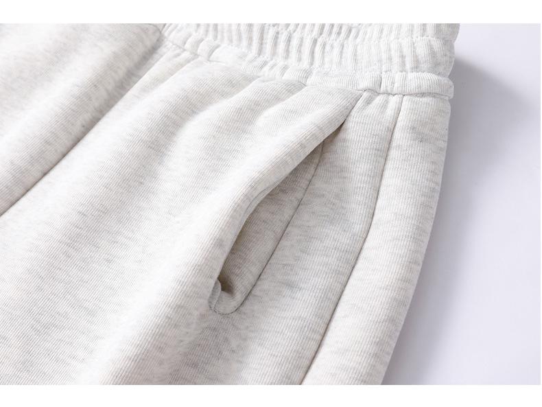 Women's Gray Fleece-Lined Sweatpants, 2025 Early Autumn Style, Straight-Leg, Petite, Wide-Leg Activewear.