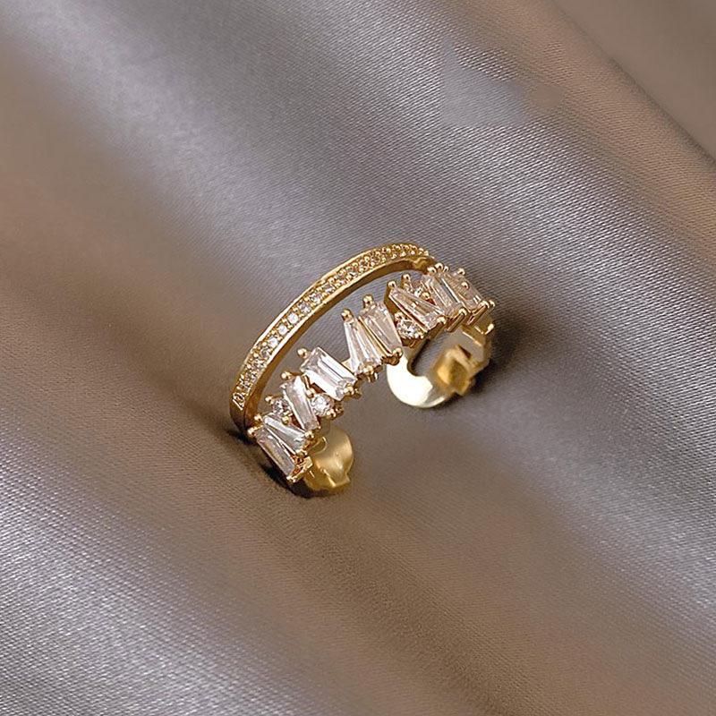 

1 шт. Изящное двухслойное кольцо с асимметричным отверстием, инкрустированное кубическим цирконием one-size золотой