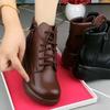 Botas Martin británicas de mujer de cuero suave y suela blanda, botas individuales de mujer de suela gruesa, otoño e invierno 2025, nuevas, retro, con cremallera, botines cortos para mediana edad