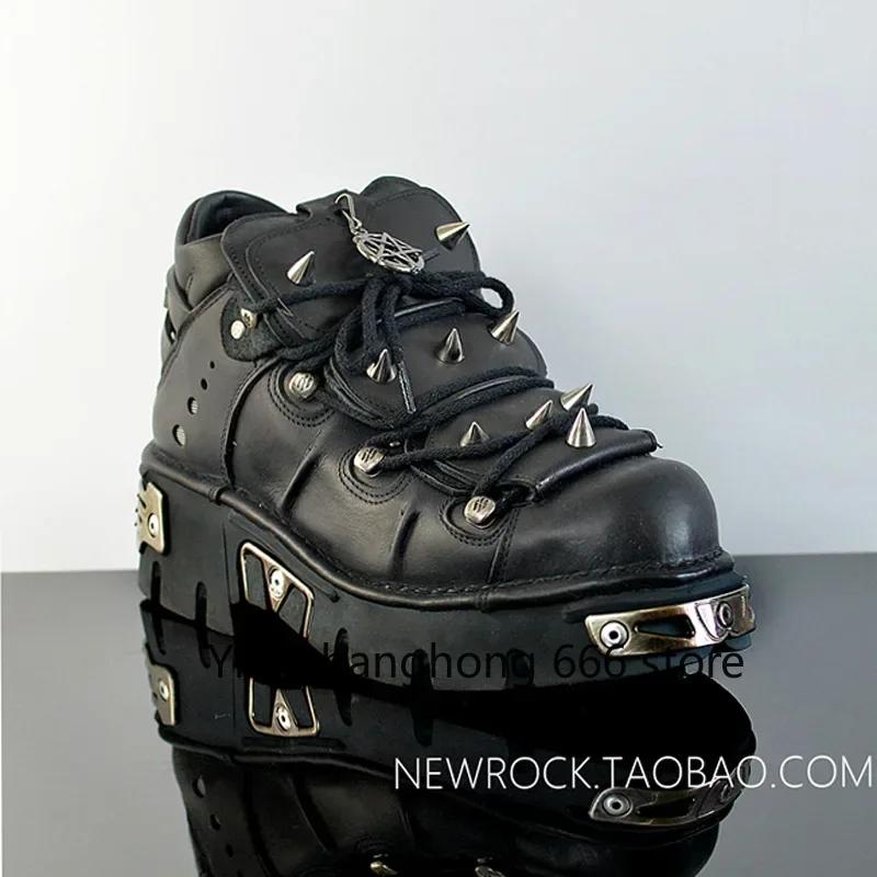 Thick Sole Star Metal Rivet Short Boots New Street Punk Rock Lace-Up Sports Shoes Black Fashion Women's Casual Motorcycle Boots