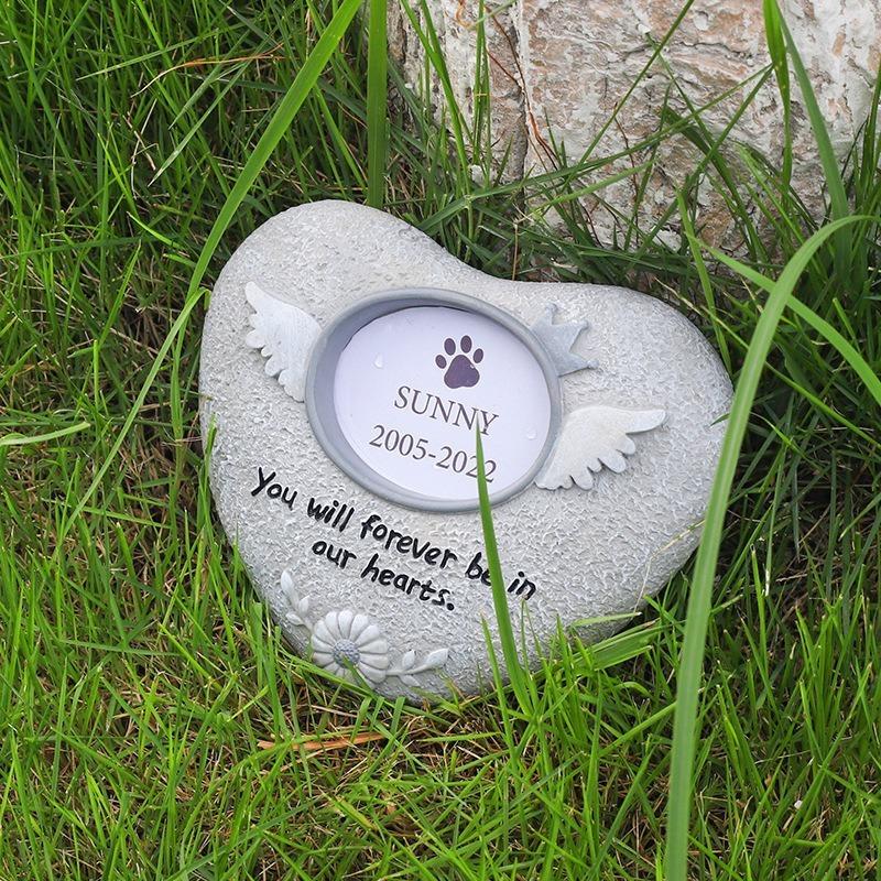 Creative Resin Simulation Pet Memorial Tombstone For Dog Cat Small Animal Craft Ornament