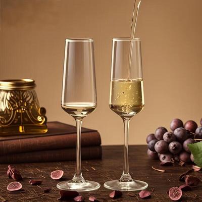 Tazze e bicchieri – Bicchieri e calici