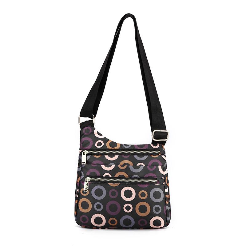 

Новая атмосферная сумка для мамы среднего возраста из ткани Оксфорд, женская сумка через плечо, большая вместимость, холщовая сумка, многослойная дорожная сумка на одно плечо 26X6X27CM