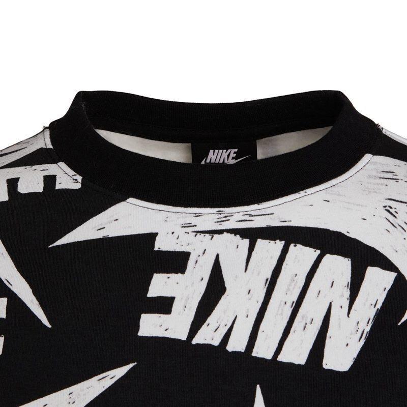 Nike Sweatshirts Women's Black Crew Neck Moderate Regular DB3856-010