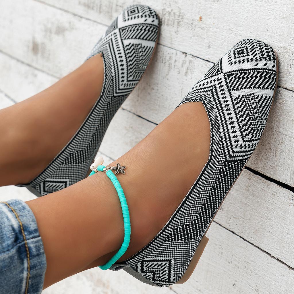 New Black White Women Knitted Slip on Shoes Casual Breathable Ballet Flats Women Loafers Comfort Ladies Single Shoe