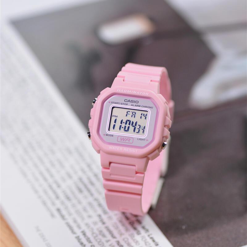 Casio Kadın DİJİTAL Serisi Gri Saat LA-20WH-4A1 LA-20WH-4A1