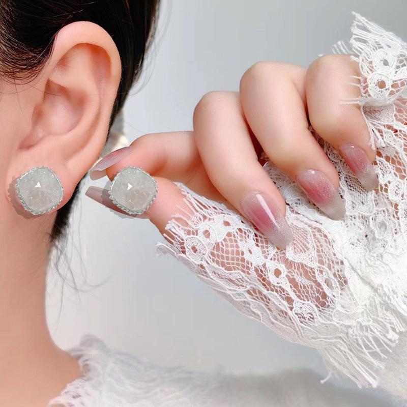 Korean-French Elegant Cracked Square Rhinestone Stud Earrings with 925 Sterling Silver Needles
