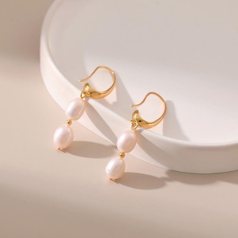 Simple Retro Long Pearl Drop Earrings 18k Gold Plated For Women