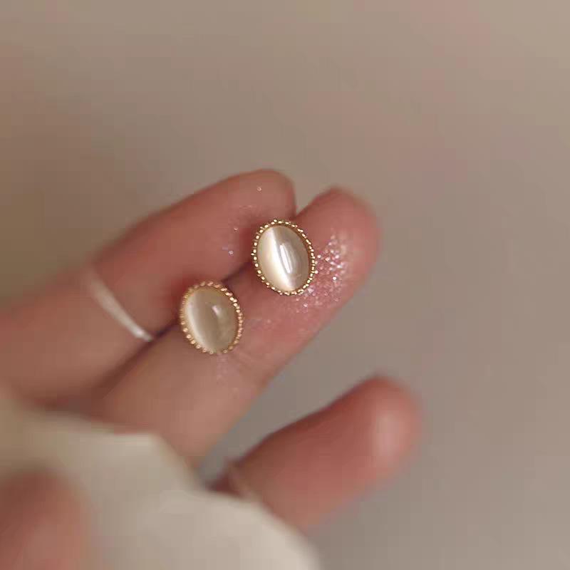 925 Sterling Silver Women's Ear Piercing Earrings - Versatile Cartilage Studs for Comfortable Sleeping