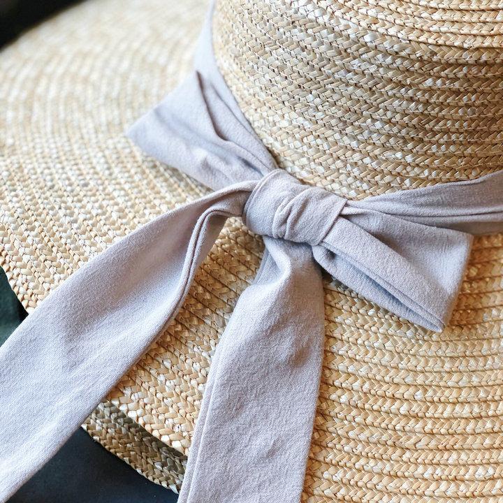 Spring and Summer Straw Retro Big Edge Straw Hat Summer Flat Edge Sun Protection Sunshade Vacation Hat Hepburn Elegant Bow Hat