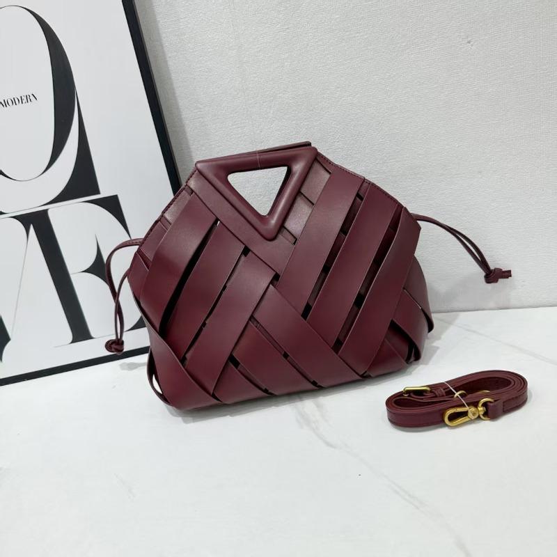 

Новая овощная корзина плетеная женская сумка перевернутый треугольник магнитная застежка сумка-клетка сумка-тоут сумка на одно плечо сумка-мессенджер 28 * 25 * 13CM (ordinary no words) бордовый