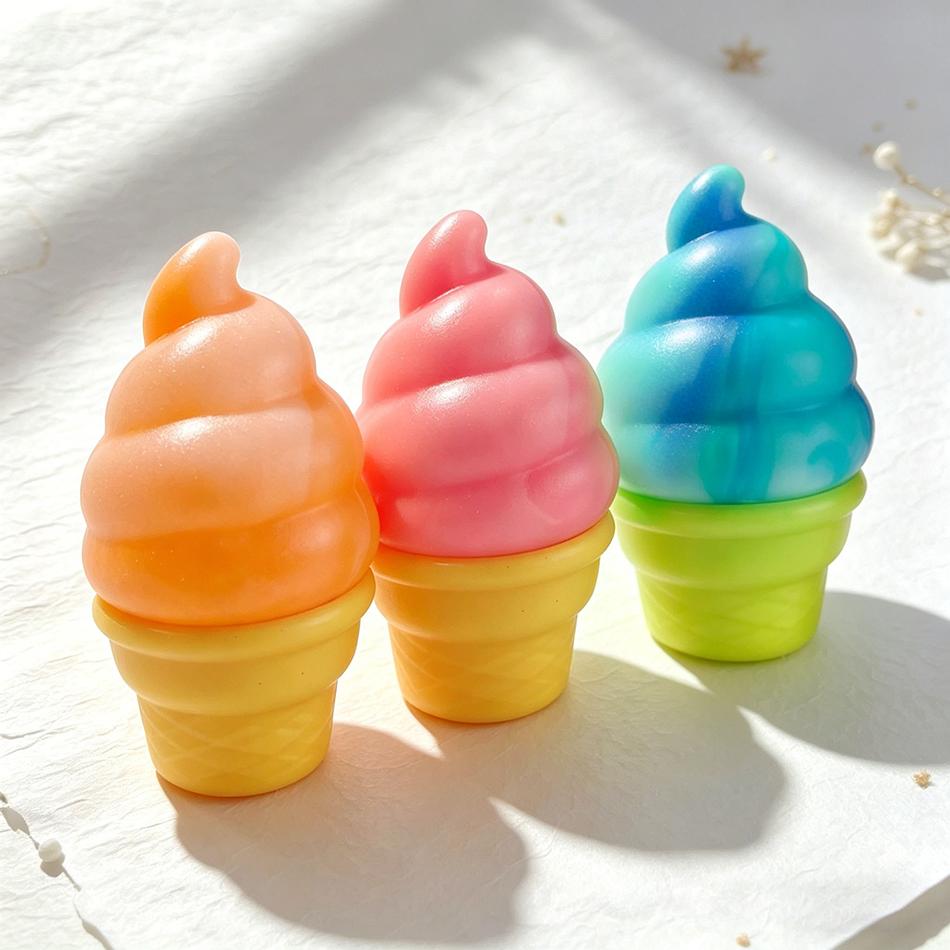 Nette Eiswaffel Squishy Fidget Spielzeug Eiscreme Stressabbau Quetschspielzeug Gegen Angst Für Kinder Erwachsene Sammlerstück Partygeschenk Geschenk