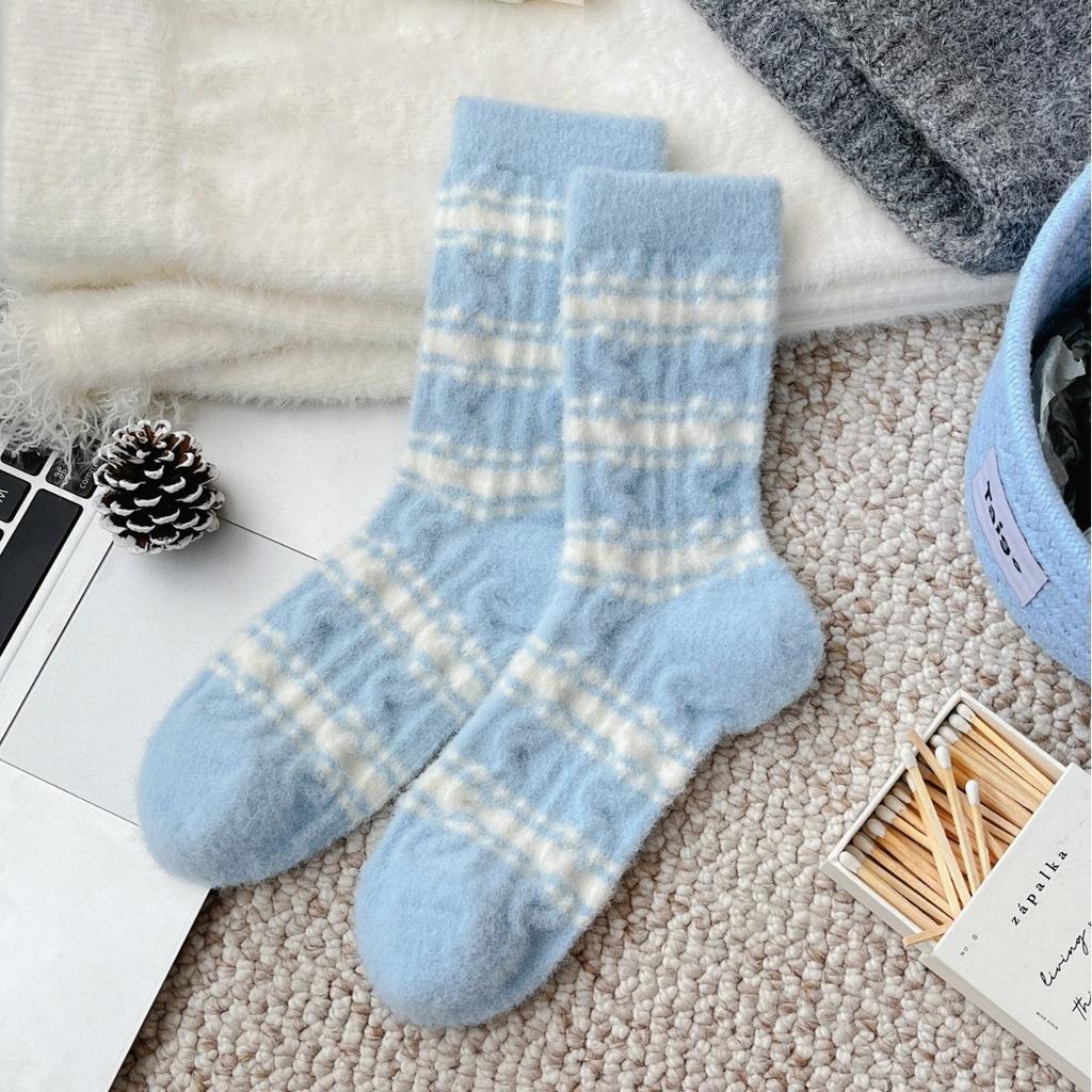 Super Winter Bear Warmth Thickened Bow Australian Velvet Cartoon Winter Sleep Socks Mid-Tube Embroidered Blue