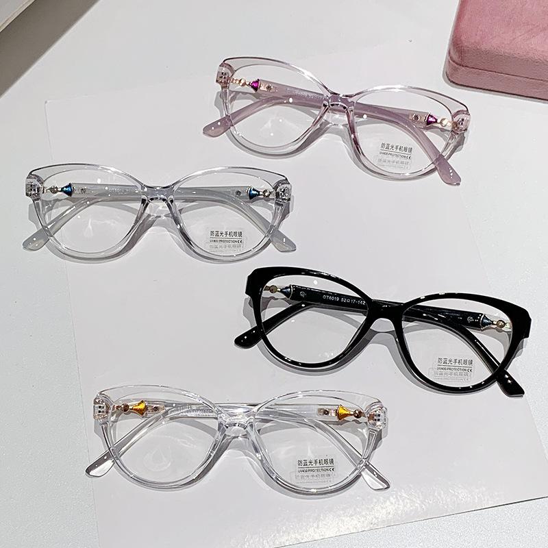 Women Luxury Design Reading Glasses Trendy Fashion Blue Light Blocking Eyewear Unisex Cat Eye Design Hd Presbyopia Eyeglasses
