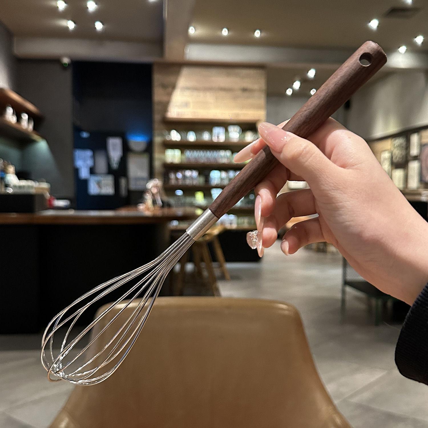 Walnut 304 Stainless Steel Whisk Egg Beater, Manual Baking Cream Beater Multifunctional Kitchen Household