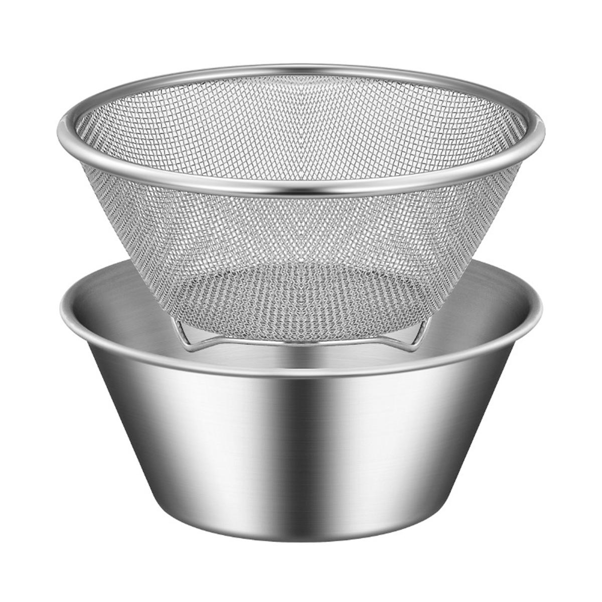 

2 Pcs Mini Colander & Food Strainer, 304 Stainless Steel Small Mixing Colanders Bowl, 5.51 x 2.36 Inches серебряный