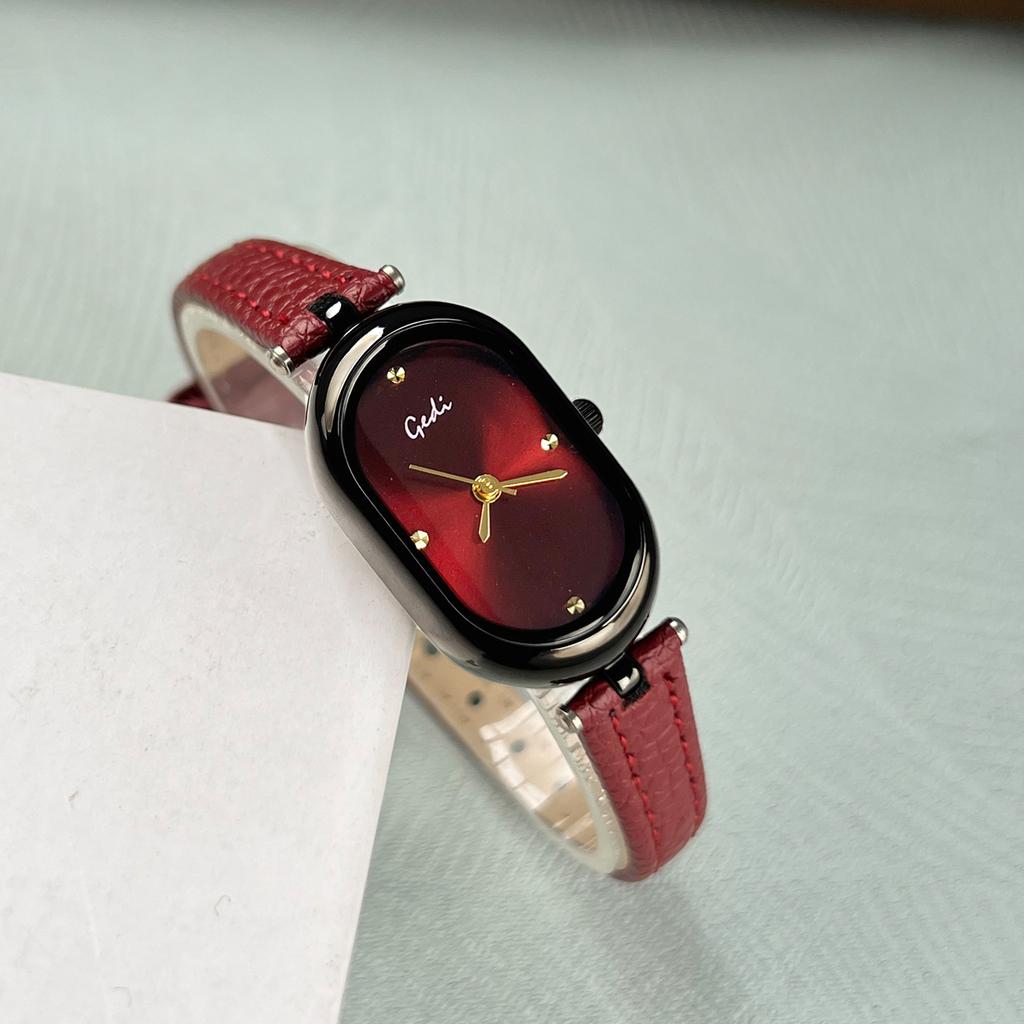 French Retro Oval Watch Female, Wind Exquisite And Simple Temperament Belt Quartz Watch