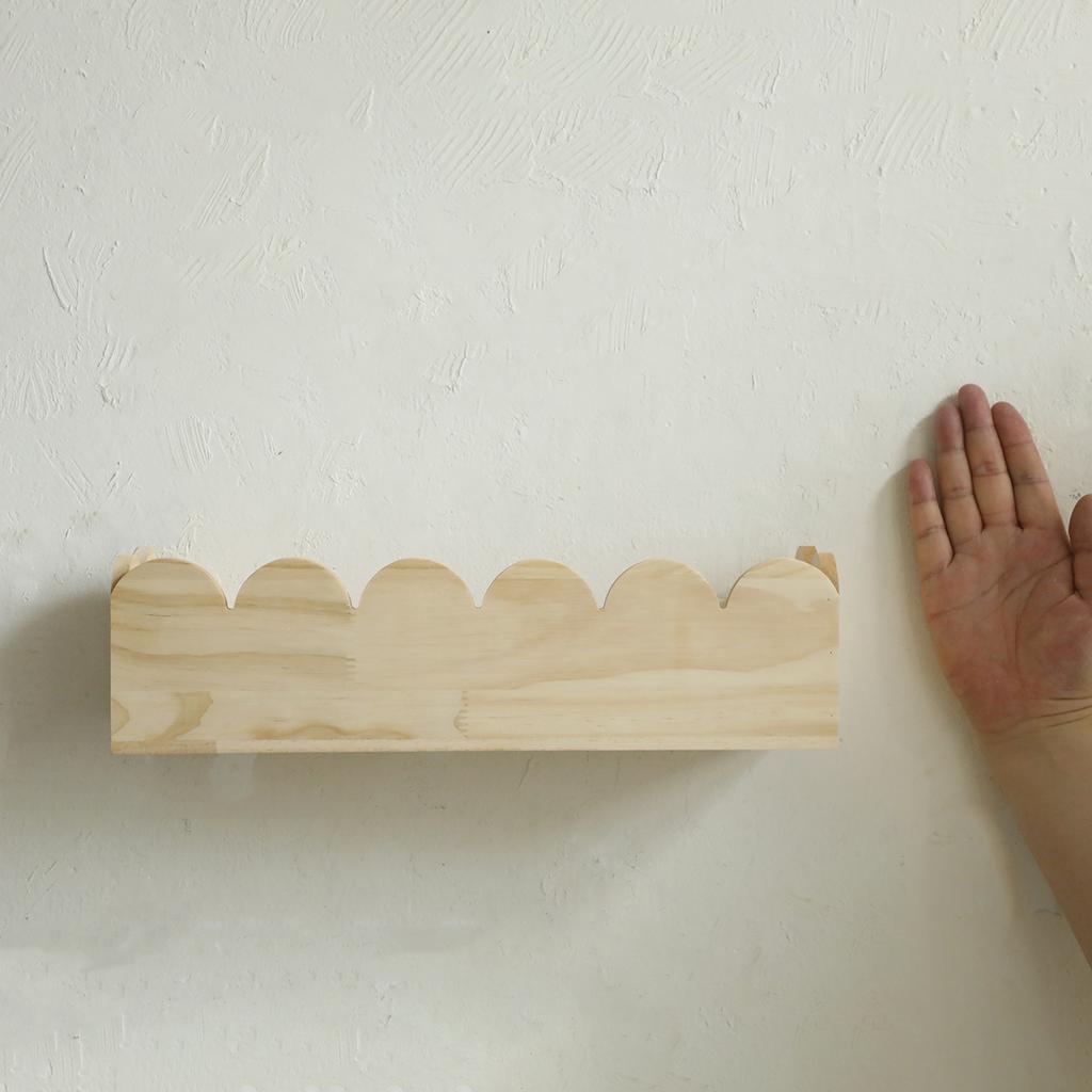 Boho Wooden Wall Shelf, Natural Pine Wood Floating Shelf, Scalloped Edge Display for Nursery, Kids’ Room, or Home Decor Nordic