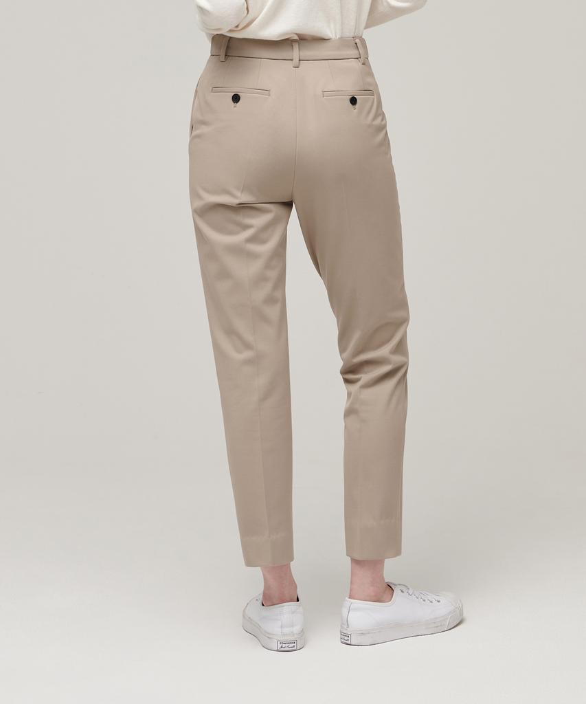 MUSINSA STANDARD WOMAN Women'S Heavyweight Fleece-Lined Slim Straight Hidden Elastic Waist Slacks [Beige]