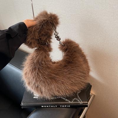 2024 New Niche Design Plush Bag Women's Autumn and Winter Versatile Chain Messenger Bag Hand-held Plush Underarm Bag