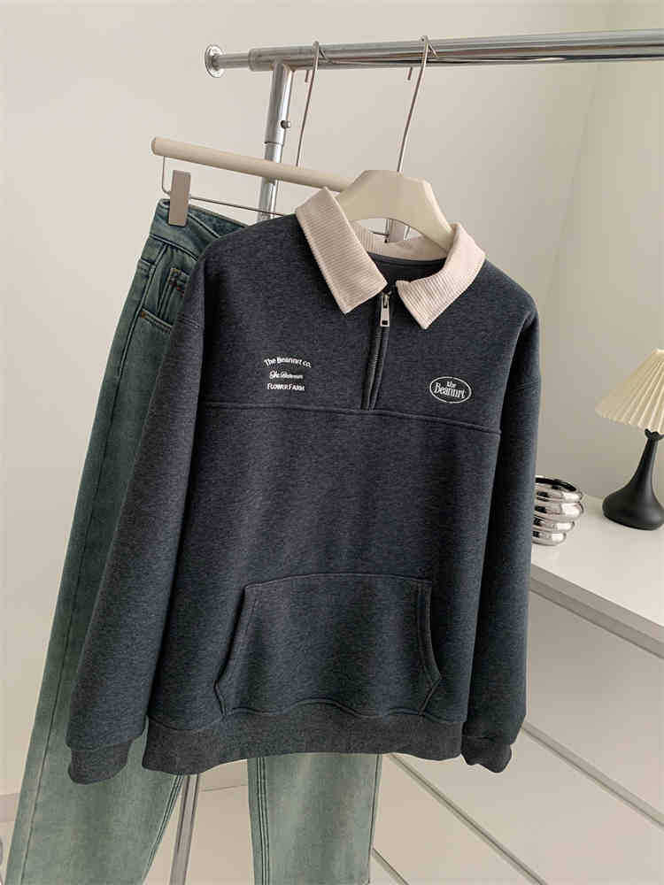 

Американские ретро худи в университетском стиле с принтом значка, полузастежкой на молнии и лацканами, женский свободный повседневный пуловер с плюшевой подкладкой для зимы M [recommended within 50kg]