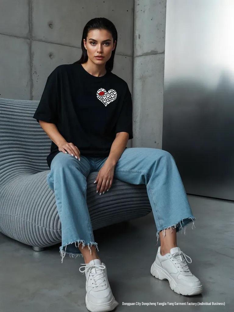 Women's Stylish Heart Print Cotton Short Sleeve Top - Trendy & Versatile Summer Arrival