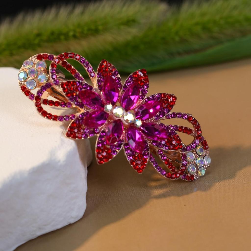 Pince à cheveux élégante fleur en strass: Accessoire de luxe de printemps pour femmes