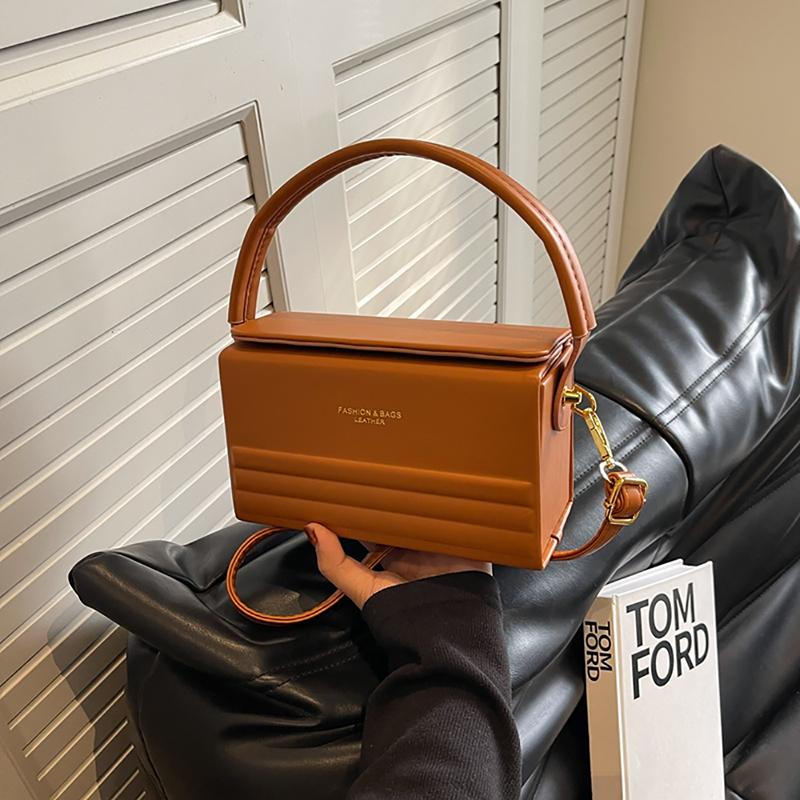 

Французская легкая роскошная ПУ маленькая квадратная сумка модный дизайн Sense Letter Print Box сумка через плечо женская новая портативная сумка для поездок на работу Mini(Max Length<20cm)