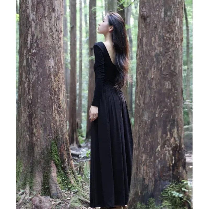 Black U-neck Splicing Long-sleeved Dress for Women's Early Autumn Wear, New French Hepburn Temperament Socialite Dress