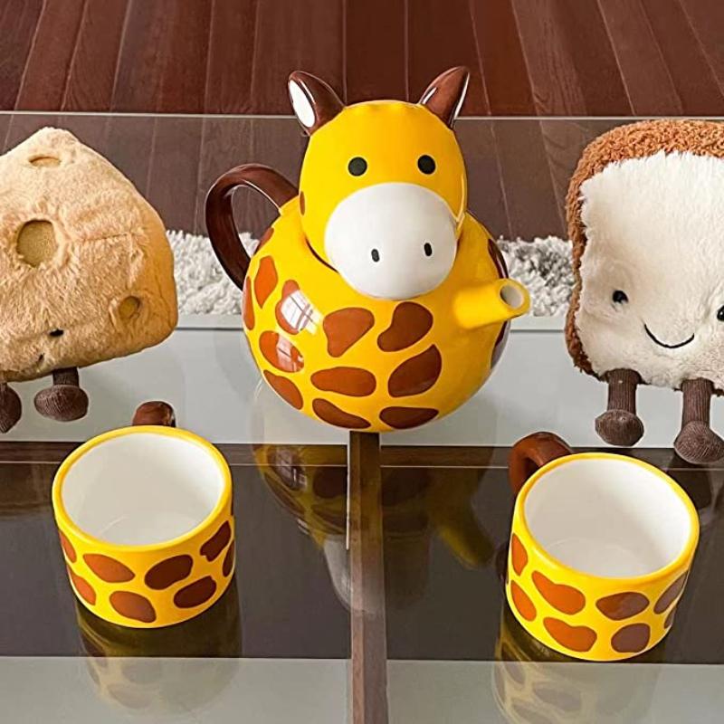 Creative Cute Giraffe Shape Design Ceramic Teapot with 2 Cups Tea Set Kawaii Cartoon Animal Mug Kids Gift Office Home Tableware
