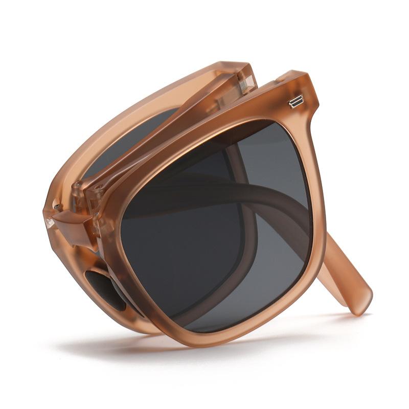 Nuovi Occhiali da Sole Pieghevoli alla Moda da Donna Anti-UV Nasello in Silicone Lenti in Tonilon Occhiali da Sole Protezione Solare