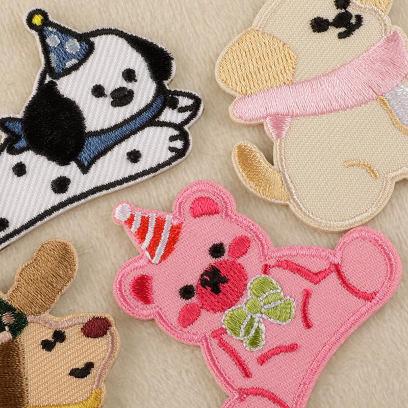 Tecknad Valp Självhäftande Broderimärke – Klädesaccessoar