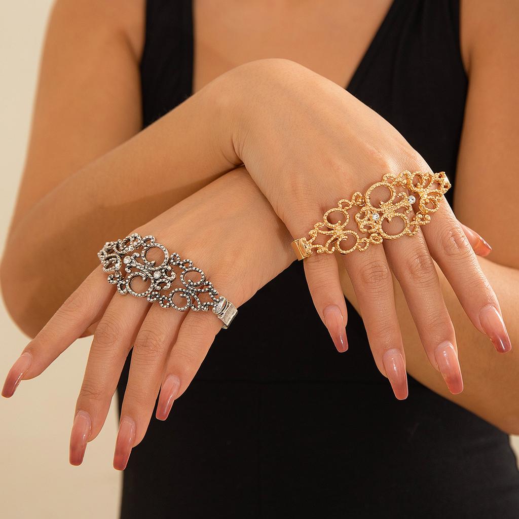 Accessories Dark Gothic Hollow Lace Bracelet Bracelet Retro Elegant Lace Edge Bracelet