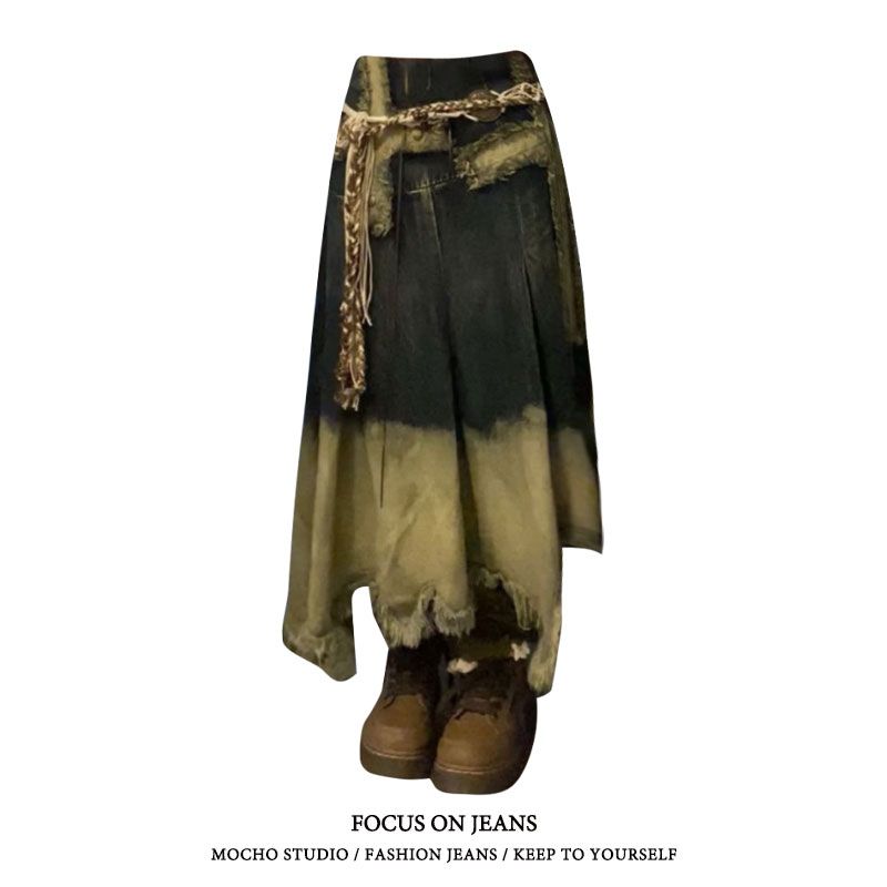 Midirock aus gewaschenem Denim im amerikanischen Stil in Übergröße im Vintage-Stil mit ausgefranstem Saum, drapierte, lockere Passform für Damen