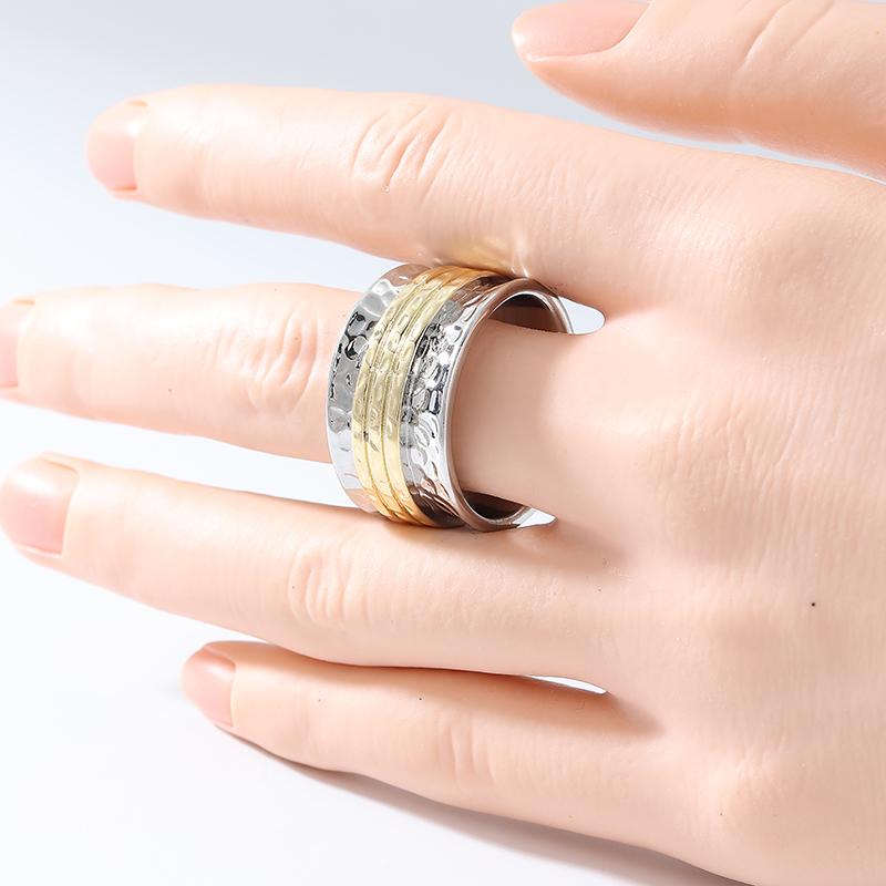 Vintage Hand Carved Wide Women's Ring Creativity Two Color Metal Geometry Daily Wear Party Jewelry Anniversary Gift