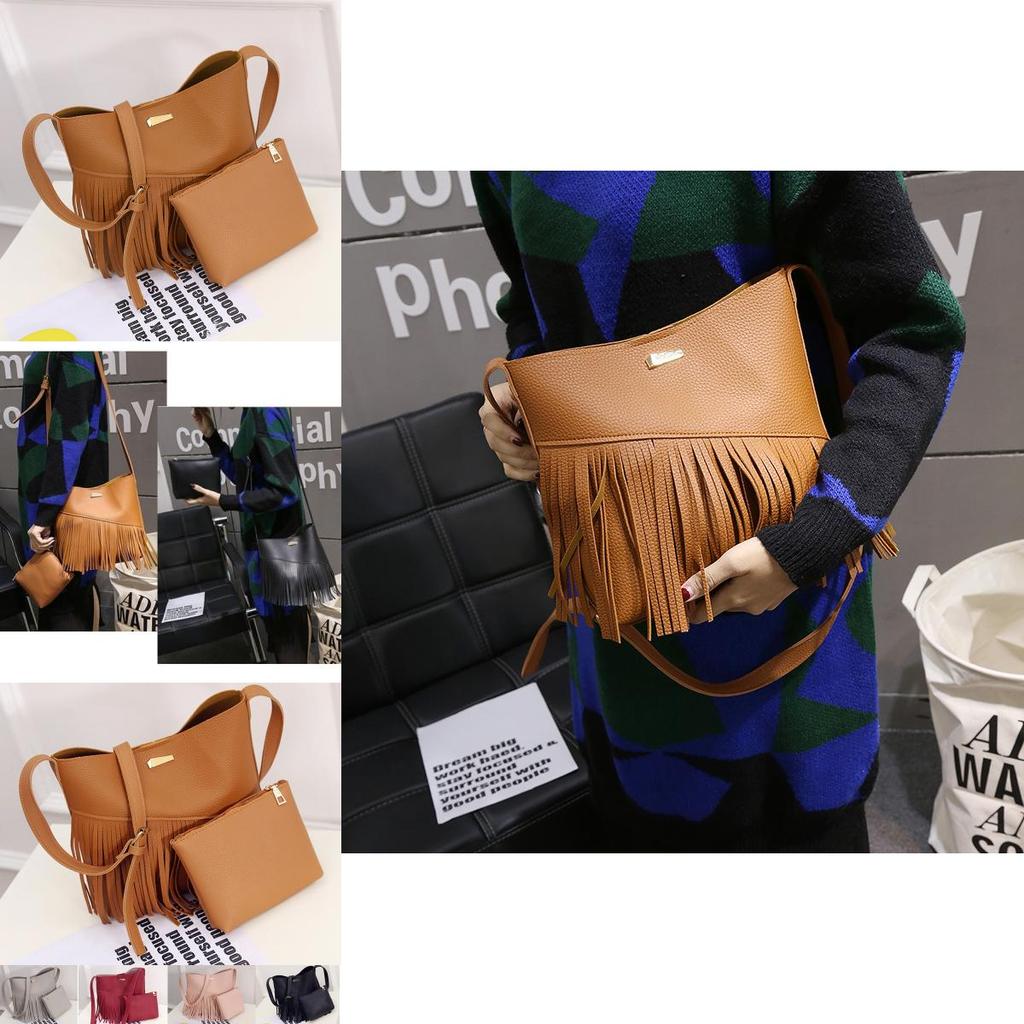 Timeless Leather Shoulder Messenger Bag Set For Women With Classic Appeal