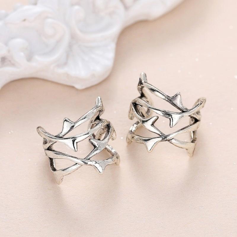 

Huitan Thorns Shaped Cuff Earrings for Women Vintage Metal Colors Versatile Ear Clip Earrings New Trend Non-piercing Zircon