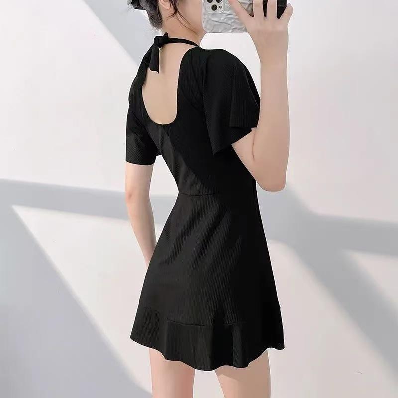 New swimsuit fairy fan one-piece short-sleeved belly cover conservative beach hot spring black skirt swimsuit