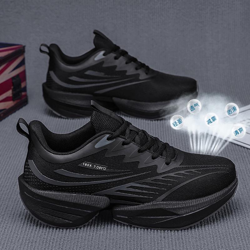 New Running Shoes Breathable Mesh Fashion Outdoor Sports Casual Sneakers Versatile Lightweight Rebound Running Shoes