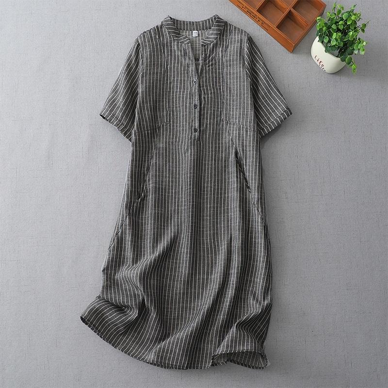 

Летнее новое полосатое платье с коротким рукавом средней длины, скрывающее полноту и стройнящее, с V-образным вырезом, хлопково-льняная рубашка-юбка, женское M серый