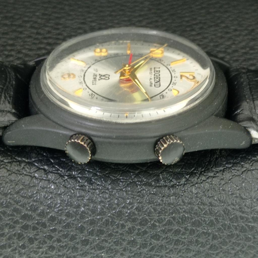 REFURBISHED VINTAGE LEGEND HAND-WINDING SWISS MENS ALARM WATCH a707535-1