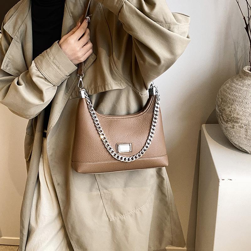 Autumn and winter small bags women's new retro fashion messenger bags one shoulder underarm dumpling bags