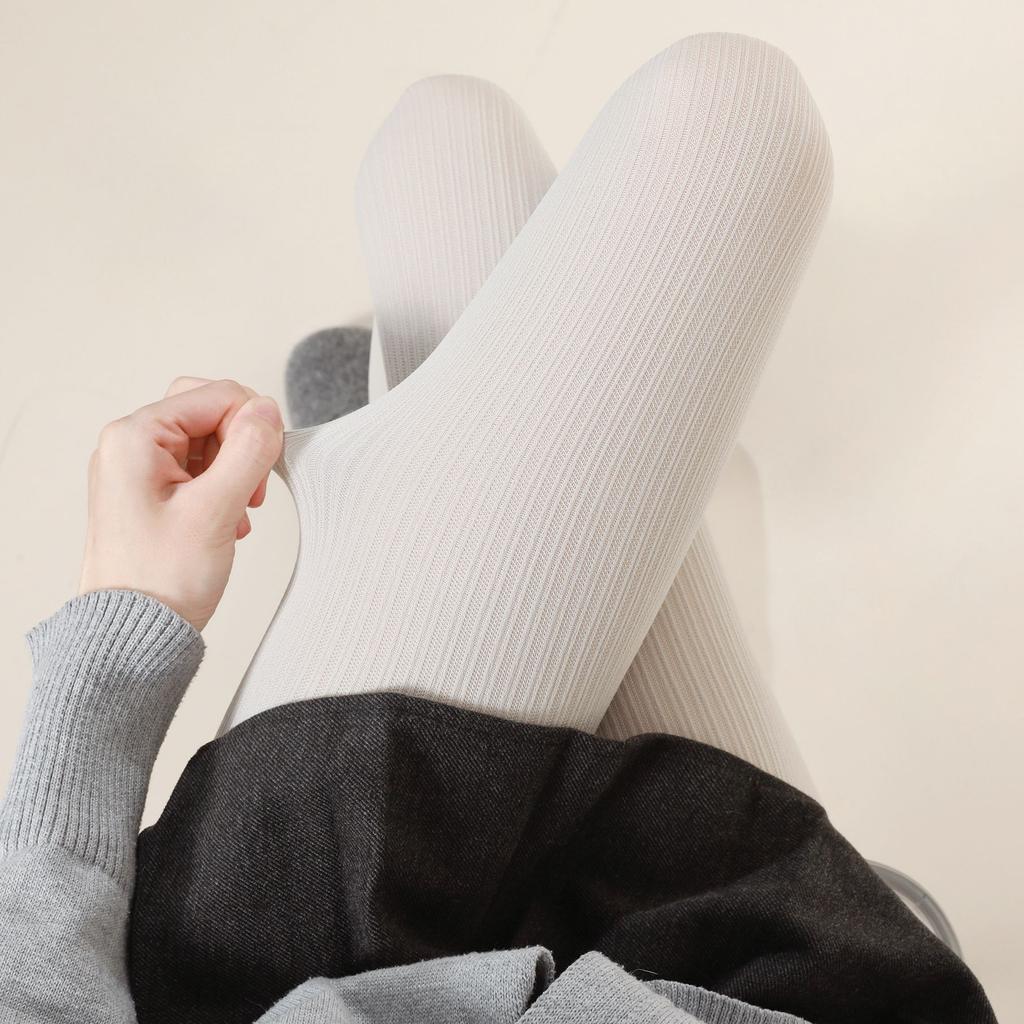 Velvet pantyhose for spring and autumn, thin, anti-snag, non-slip, white jacquard tights jk Wearing leggings as outerwear