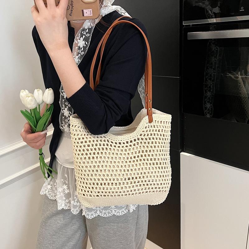 Spring New Style Women's Fashion Casual Single Shoulder Bag Hollow Lazy Style Handbag Woven Tote Bag