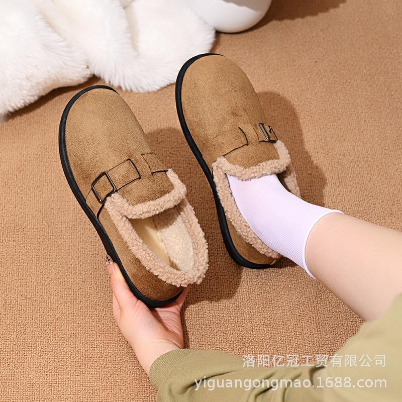 Winter cotton shoes women's middle-aged mother shoes old Beijing non-slip wear-resistant fashion casual women's shoes flower decoration
