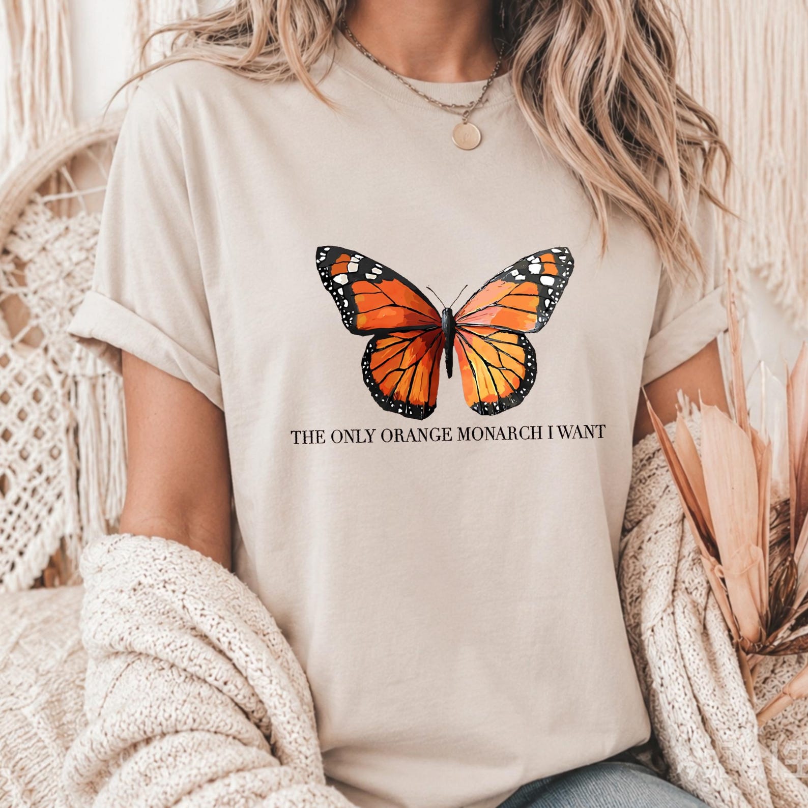 The Only Orange Monarch I Want Womens Tee, Realistic Orange Monarch Butterfly Graphic Shirt, Nature Insect Minimalist Text Short Sleeve Top 4XL