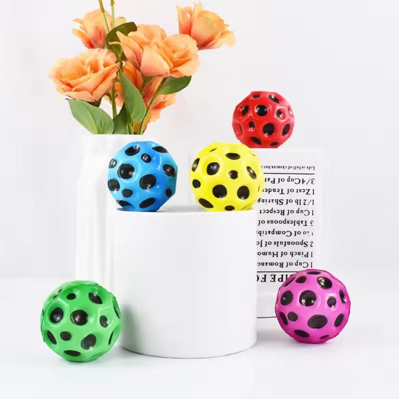Palla con Foro Morbida Gomma Giocattolo Anti Gravità - Palline Estremamente Rimbalzanti Giochi all'Aperto Sport Giocattolo Rimbalzante Anti Stress